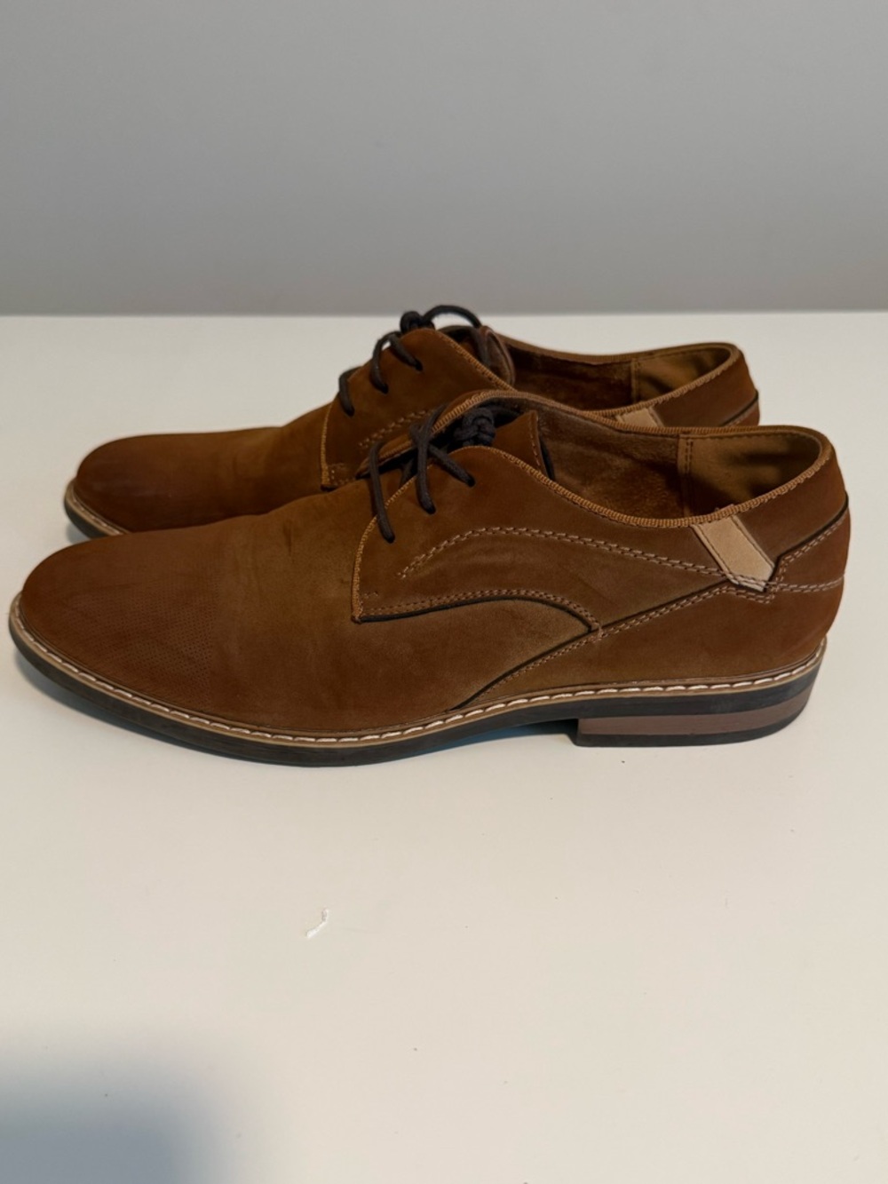 Men's Brown Derby Shoes - Casual Lace-Up - Picture 2 of 6